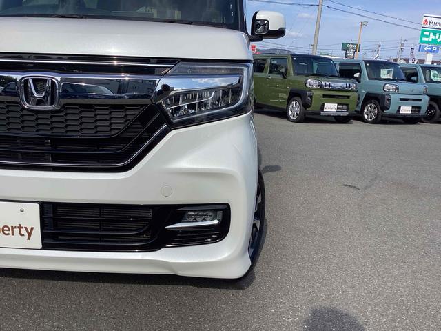 Ｎ－ＢＯＸカスタム Ｇ・Ｌホンダセンシング　ＥＴＣ　バックカメラ　両側スライド・片側電動　ナビ　ＴＶ　クリアランスソナー　レーンアシスト　衝突被害軽減システム　スマートキー　アイドリングストップ　電動格納ミラー　ベンチシート　ＣＶＴ　ＥＳＣ（26枚目）