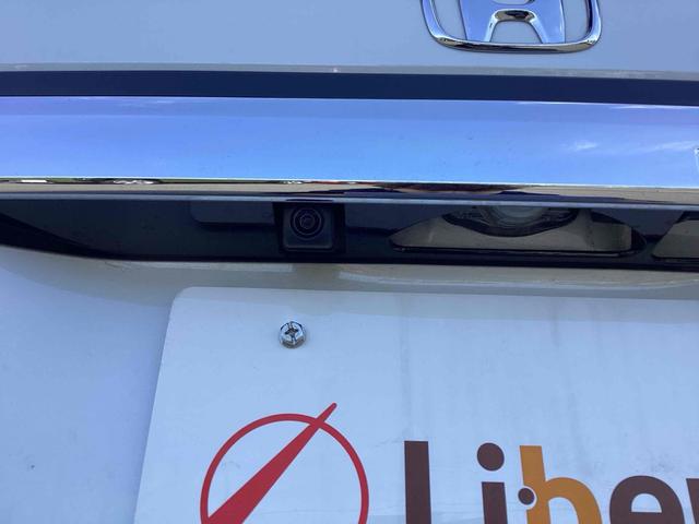 Ｎ－ＢＯＸカスタム Ｇ・Ｌホンダセンシング　ＥＴＣ　バックカメラ　両側スライド・片側電動　ナビ　ＴＶ　クリアランスソナー　レーンアシスト　衝突被害軽減システム　スマートキー　アイドリングストップ　電動格納ミラー　ベンチシート　ＣＶＴ　ＥＳＣ（27枚目）