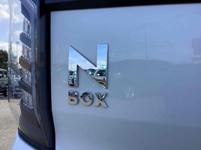 Ｎ－ＢＯＸカスタム Ｇ・Ｌホンダセンシング　ＥＴＣ　バックカメラ　両側スライド・片側電動　ナビ　ＴＶ　クリアランスソナー　レーンアシスト　衝突被害軽減システム　スマートキー　アイドリングストップ　電動格納ミラー　ベンチシート　ＣＶＴ　ＥＳＣ（28枚目）