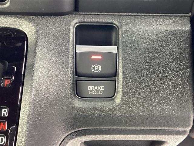 N-BOXカスタム ベースグレード HondaSENSING アダプティブクルーズコントロール 電子パーキング 左パワースライドドア LEDヘッドライト フォグライト スマートキー プッシュスタート アイドリングストップ シートヒーター(13枚目)