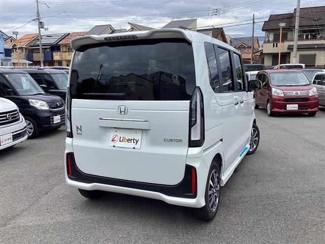 N-BOXカスタム ベースグレード HondaSENSING アダプティブクルーズコントロール 電子パーキング 左パワースライドドア LEDヘッドライト フォグライト スマートキー プッシュスタート アイドリングストップ シートヒーター(19枚目)