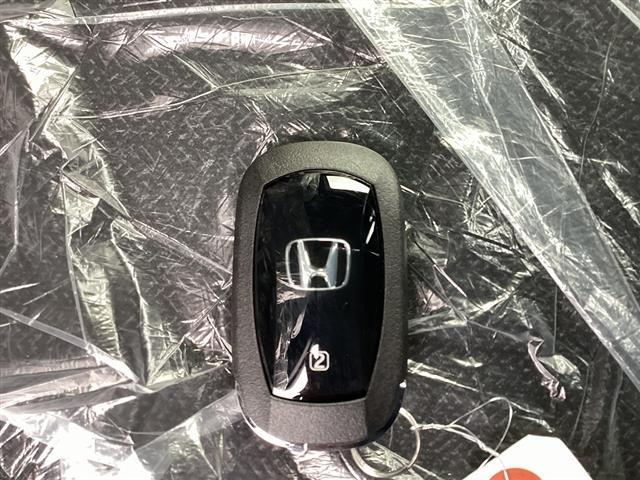 N-BOXカスタム ベースグレード HondaSENSING アダプティブクルーズコントロール 電子パーキング 左パワースライドドア LEDヘッドライト フォグライト スマートキー プッシュスタート アイドリングストップ シートヒーター(26枚目)