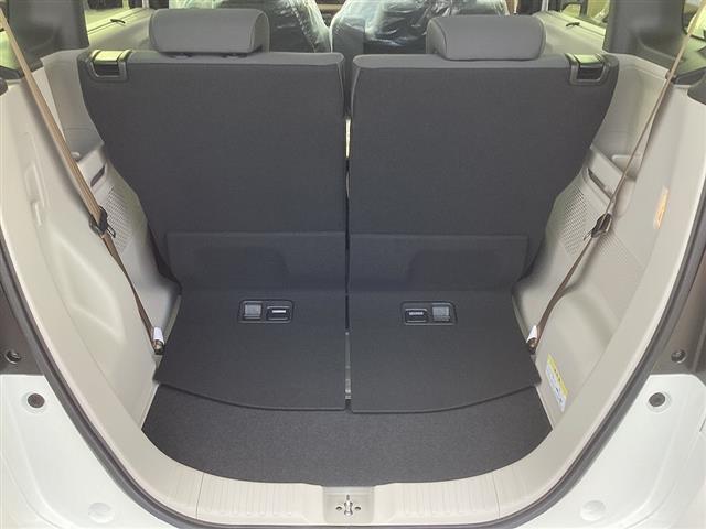 N-BOX ベースグレード HondaSENSING アダプティブクルーズコントロール 電子パーキング LEDヘッドライト スマートキー プッシュスタート アイドリングストップ 片側電動スライドドア 電動格納ドアミラー(21枚目)
