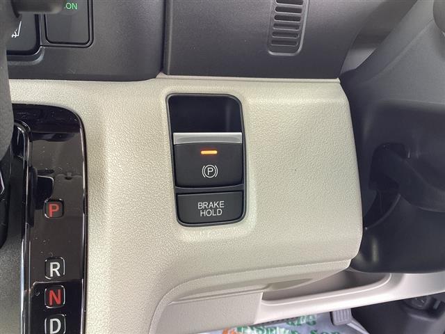 N-BOX ベースグレード HondaSENSING アダプティブクルーズコントロール 電子パーキング LEDヘッドライト スマートキー プッシュスタート アイドリングストップ 片側電動スライドドア 電動格納ドアミラー(36枚目)