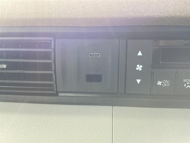 N-BOX ベースグレード HondaSENSING アダプティブクルーズコントロール 電子パーキング LEDヘッドライト スマートキー プッシュスタート アイドリングストップ 片側電動スライドドア 電動格納ドアミラー(40枚目)