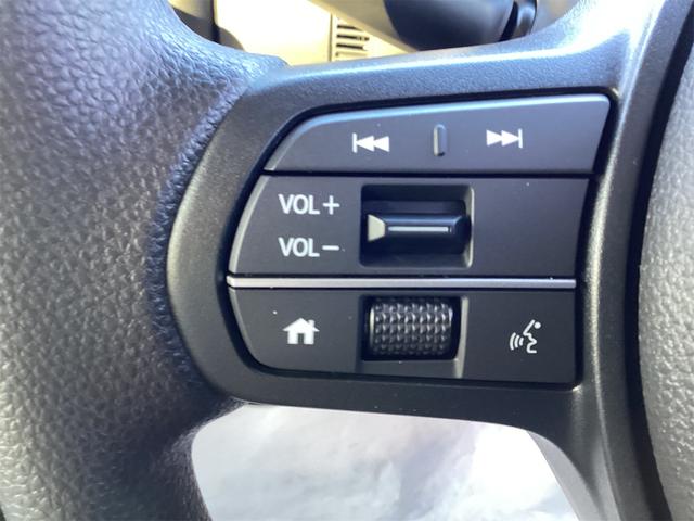 Ｎ－ＢＯＸ ベースグレード　ＨｏｎｄａＳＥＮＳＩＮＧ　アダプティブクルーズコントロール　電子パーキング　左パワースライドドア　スマートキー　プッシュスタート　アイドリングストップ　ＬＥＤヘッドライト　ステアリングスイッチ（7枚目）