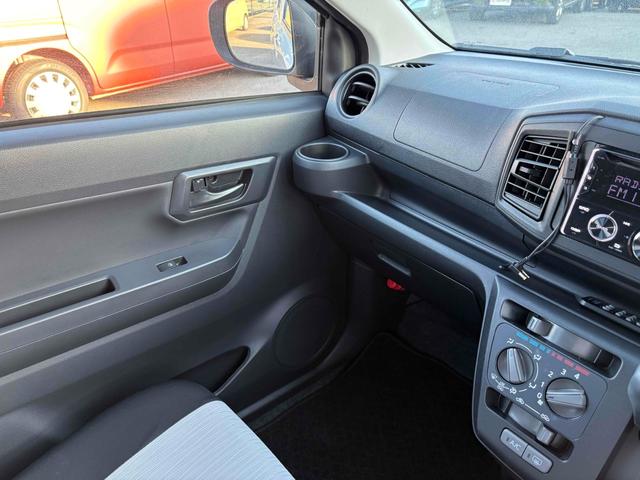 ミライース L SAIII クリアランスソナー 衝突被害軽減システム オートマチックハイビーム キーレスエントリー アイドリングストップ 電動格納ミラー CVT ESC CD エアコン パワーウィンドウ(29枚目)