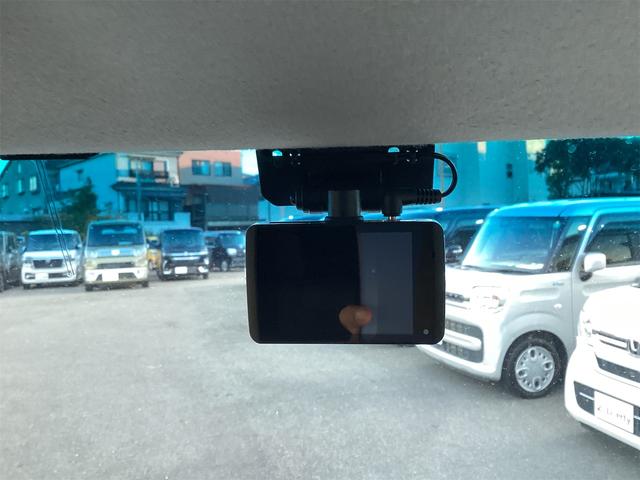 ホンダ Ｎ－ＢＯＸカスタム 13枚目