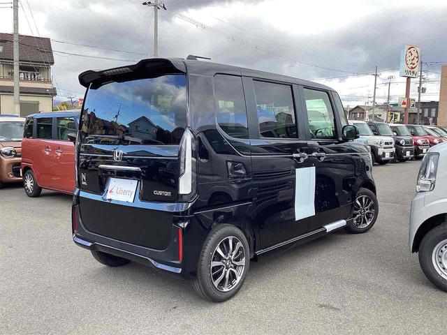 Ｎ－ＢＯＸカスタム ベースグレード　バックカメラ　両側スライド・片側電動　クリアランスソナー　レーンアシスト　オートライト　スマートキー　アイドリングストップ　電動格納ミラー　シートヒーター　ＣＶＴ　ＥＳＣ　チップアップシート（8枚目）