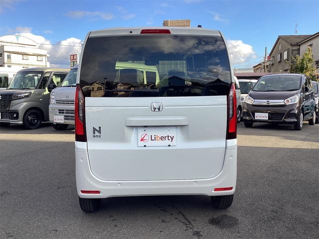 Ｎ－ＢＯＸ ベースグレード　バックカメラ　両側スライド・片側電動　クリアランスソナー　オートクルーズコントロール　オートライト　スマートキー　アイドリングストップ　シートヒーター　ＣＶＴ　ＥＳＣ　チップアップシート　エアコン（7枚目）