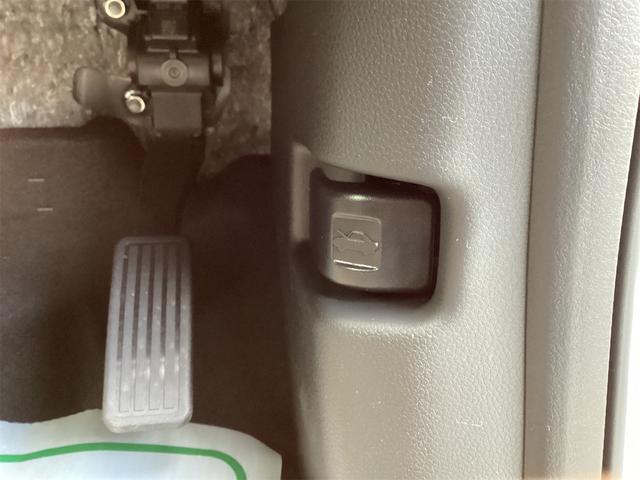 Ｎ－ＢＯＸ ベースグレード　バックカメラ　両側スライド・片側電動　クリアランスソナー　オートクルーズコントロール　オートライト　スマートキー　アイドリングストップ　シートヒーター　ＣＶＴ　ＥＳＣ　チップアップシート　エアコン（27枚目）