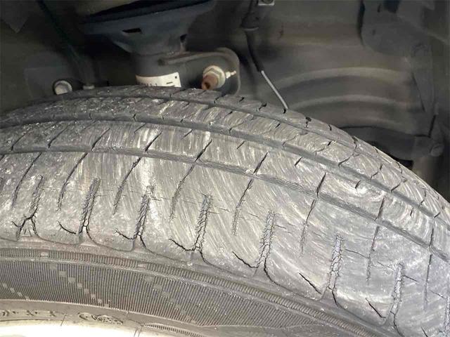 モコ ドルチェＸ　ＥＴＣ　バックカメラ　ナビ　ＴＶ　オートライト　スマートキー　アイドリングストップ　電動格納ミラー　ベンチシート　ＣＶＴ　ＣＤ　ＤＶＤ再生　ＵＳＢ　Ｂｌｕｅｔｏｏｔｈ　アルミホイール　エアコン（10枚目）