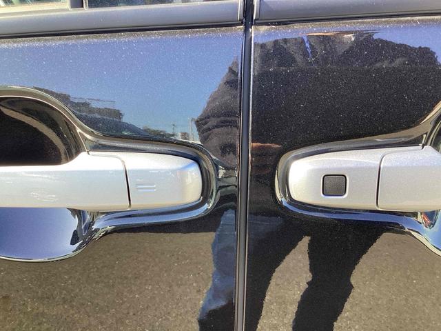 タント Ｘ　バックカメラ　両側スライド・片側電動　クリアランスソナー　衝突被害軽減システム　オートライト　スマートキー　アイドリングストップ　電動格納ミラー　シートヒーター　ベンチシート　ＣＶＴ　ＥＳＣ　ＵＳＢ（20枚目）