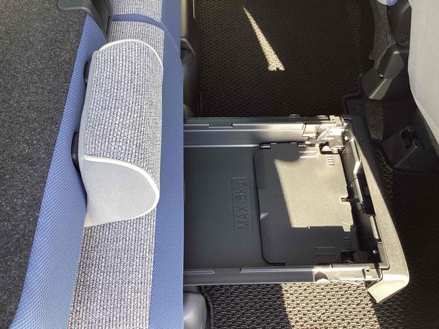 ムーヴキャンバス ストライプスＧ　全周囲カメラ　両側電動スライドドア　ナビ　ＴＶ　クリアランスソナー　衝突被害軽減システム　オートライト　スマートキー　アイドリングストップ　電動格納ミラー　シートヒーター　ベンチシート　ＣＶＴ　ＥＳＣ（36枚目）