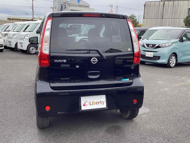 デイズ Ｓ　バックカメラ　アイドリングストップ　電動格納ミラー　ベンチシート　ＣＶＴ　ＡＢＳ　ＥＳＣ　エアコン　パワーステアリング　パワーウィンドウ（18枚目）