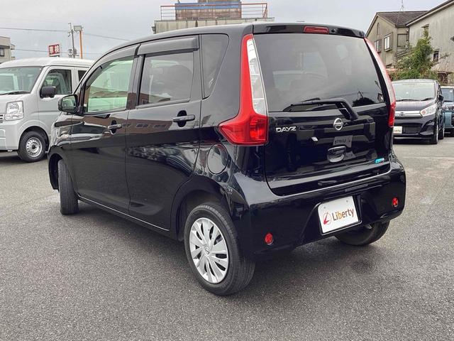 デイズ Ｓ　バックカメラ　アイドリングストップ　電動格納ミラー　ベンチシート　ＣＶＴ　ＡＢＳ　ＥＳＣ　エアコン　パワーステアリング　パワーウィンドウ（19枚目）