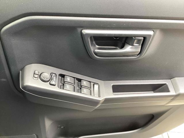 タフト Ｘ　ＥＴＣ　バックカメラ　ナビ　ＴＶ　クリアランスソナー　衝突被害軽減システム　オートライト　スマートキー　アイドリングストップ　電動格納ミラー　サンルーフ　ＣＶＴ　ＡＢＳ　ＥＳＣ　ＣＤ　ＵＳＢ（14枚目）