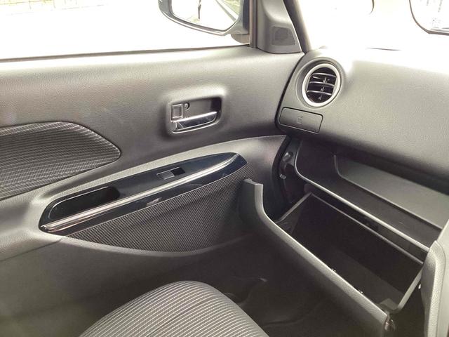 デイズルークス Ｘ　Ｖセレクション　ＥＴＣ　全周囲カメラ　両側電動スライドドア　ナビ　ＴＶ　衝突被害軽減システム　スマートキー　アイドリングストップ　電動格納ミラー　ベンチシート　ＣＶＴ　ＥＳＣ　ＣＤ　ＵＳＢ（37枚目）