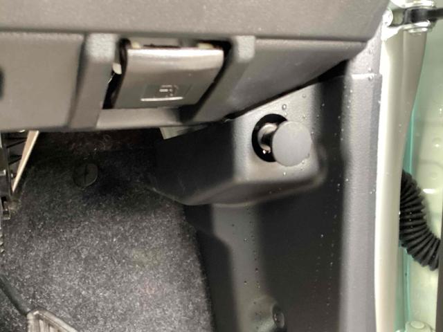 ムーヴキャンバス Ｘメイクアップリミテッド　ＳＡＩＩＩ　全周囲カメラ　両側電動スライドドア　ナビ　ＴＶ　衝突被害軽減システム　オートマチックハイビーム　オートライト　スマートキー　アイドリングストップ　電動格納ミラー　ベンチシート　ＣＶＴ　ＡＢＳ　ＥＳＣ（47枚目）