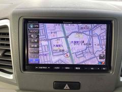 �ʥ��դ���ι�Ԥ�ɥ饤�֤�ڤ����ҤȻ������Ƥ�ƻ�Ǥ��¤����Ȥʤ����������Ȥ��Ƥ���ޤ��� 4