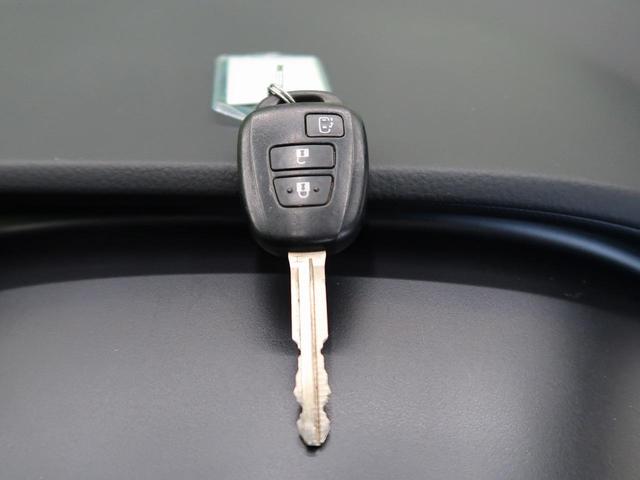 X セーフティセンス 電動ドア LEDヘッド SDナビ 禁煙車 バックカメラ ETC オートハイビーム Bluetooth DVD再生 オートライト キーレス(50枚目)