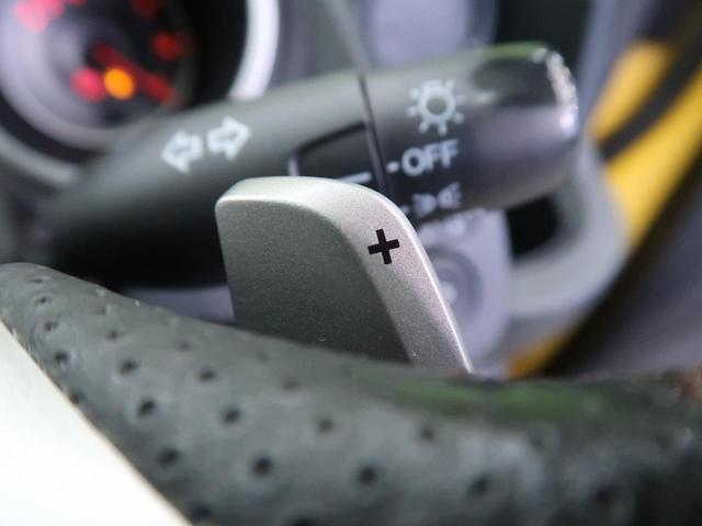 RS スカイルーフ 純正16インチアルミ 純正ナビ 地デジ バックカメラ パドルシフト 革巻きステアリング HIDヘッド キーレスエントリー ETC 禁煙車 オートエアコン オートライト プライバシーガラス(10枚目)