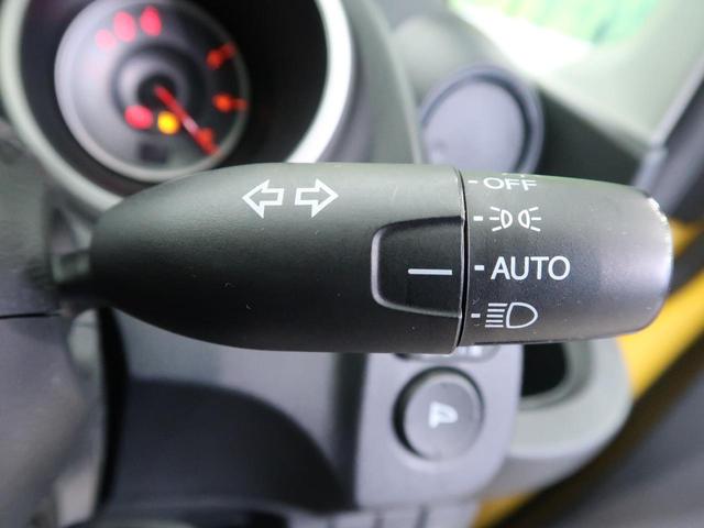 RS スカイルーフ 純正16インチアルミ 純正ナビ 地デジ バックカメラ パドルシフト 革巻きステアリング HIDヘッド キーレスエントリー ETC 禁煙車 オートエアコン オートライト プライバシーガラス(35枚目)