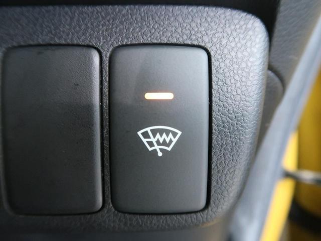 RS スカイルーフ 純正16インチアルミ 純正ナビ 地デジ バックカメラ パドルシフト 革巻きステアリング HIDヘッド キーレスエントリー ETC 禁煙車 オートエアコン オートライト プライバシーガラス(41枚目)