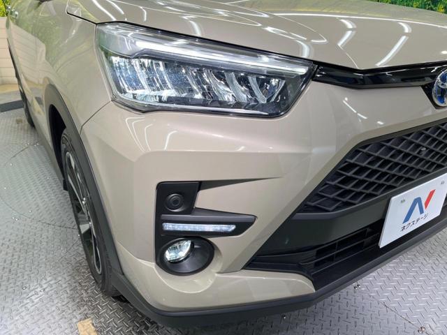 Z 登録済未使用車 ハイブリッド スマートアシスト ナビレディパッケージ シートヒーター LEDヘッド&フォグ シーケンシャルウインカー 革巻きステアリング 純正17インチアルミ(13枚目)
