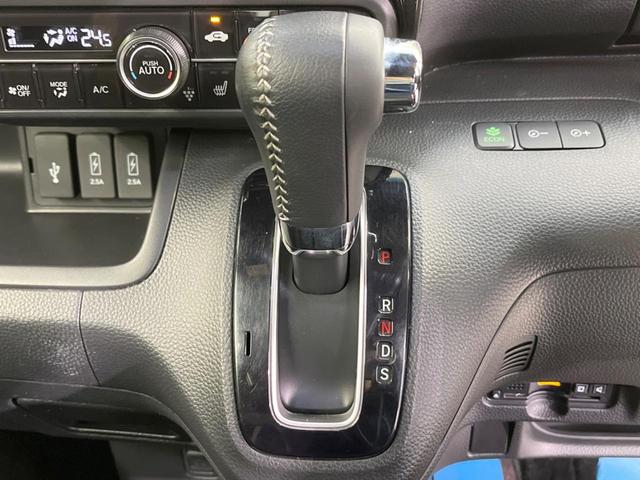 G・Lターボホンダセンシング パドルシフト 純正8型ビ フルセグ バックカメラ 両側電動ドア 純正15インチアルミ ハーフレザーシート シートヒーター LEDヘッド&フォグ スマートキー ドラレコ ETC(55枚目)
