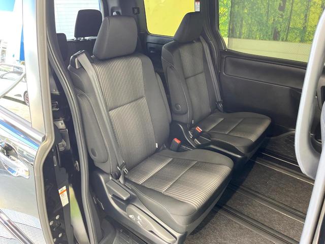ヴォクシー ＺＳ　煌ＩＩ　９型ナビ　フルゼグ　バックカメラ　両側電動ドア　衝突被害軽減　クルーズコントロール　クリアランスソナー　オートハイビーム　ＬＥＤヘッド＆フロントフォグ　車線逸脱警報　純正１６インチＡＷ　ＥＴＣ（9枚目）