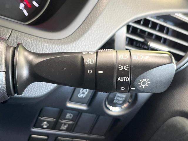 ヴォクシー ＺＳ　煌ＩＩ　９型ナビ　フルゼグ　バックカメラ　両側電動ドア　衝突被害軽減　クルーズコントロール　クリアランスソナー　オートハイビーム　ＬＥＤヘッド＆フロントフォグ　車線逸脱警報　純正１６インチＡＷ　ＥＴＣ（50枚目）