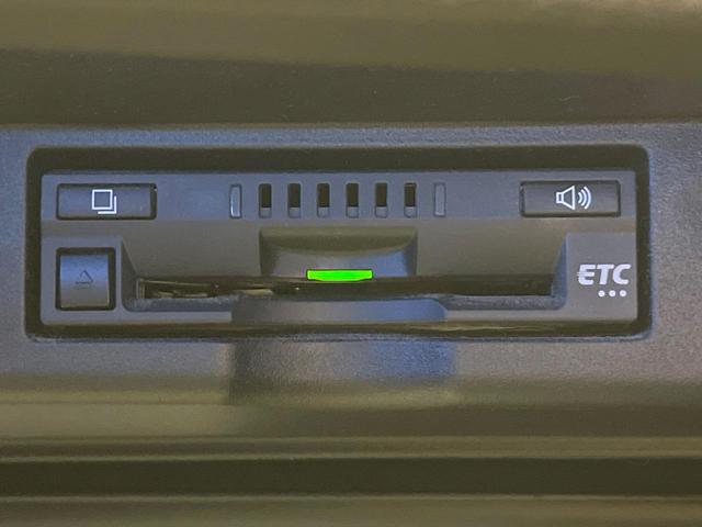 ハリアー プレミアム　衝突軽減　ＢＩＧＸ９型ナビ　バックカメラ　フルセグ　レーダークルーズ　電動リアゲート　ＬＥＤヘッド＆フォグ　オートハイビーム　オートエアコン　パワーシート　純正１８インチアルミ　スマートキー（59枚目）