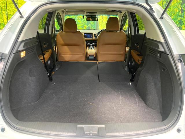 ヴェゼル ハイブリッドＺ・ホンダセンシング　ホンダセンシング　純正９型ナビ　バックカメラ　アダプティブクルーズ　フルセグ　シートヒーター　ＬＥＤヘッド＆フォグ　オートライト　オートエアコン　純正１７インチアルミ　スマートキー　ＥＴＣ　ドラレコ（10枚目）