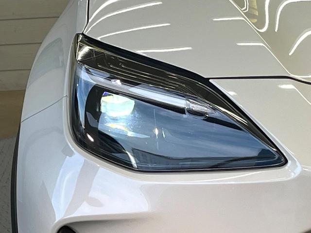 ヤリスクロス ハイブリッドＺ　セーフティセンス　純正８型ナビ　全周囲カメラ　フルセグ　レーダークルーズ　パワーシート　シートヒーター　２トーンカラー　ＬＥＤヘッド　オートハイビーム　オートエアコン　純正１８インチアルミ（45枚目）