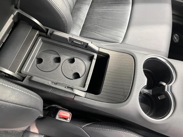 ハリアーハイブリッド Ｚ　サンルーフ　セーフティセンス　純正１２．３型ナビ　全周囲カメラ　ＪＢＬサウンド　レーダークルーズ　デジタルインナーミラー　電動リアゲート　パワーシート　純正１９インチアルミ　ブラインドスポットモニター（65枚目）