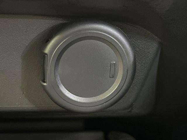 オーラ Ｇ　全周囲カメラ　衝突被害軽減　ＢＯＳＥサウンド　レザーシート　ドラレコ　スマートキー　ＬＥＤヘッド　ＥＴＣ　オートハイビーム　メーカーオプション９インチナビ　純正１７インチアルミ　Ｂｌｕｅｔｏｏｔｈ（62枚目）
