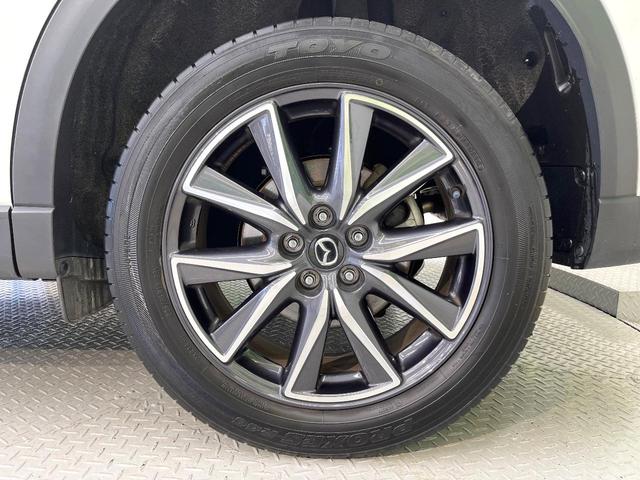 ＣＸ－５ ２５Ｓ　Ｌパッケージ　マツダコネクトナビ　バックカメラ　レーダークルーズ　ブラインドスポットモニター　ＢＯＳＥサウンド　パワーシート　シートヒーター　電動リアゲート　ＬＥＤヘッド　オートライト　オートエアコン　スマートキー（32枚目）