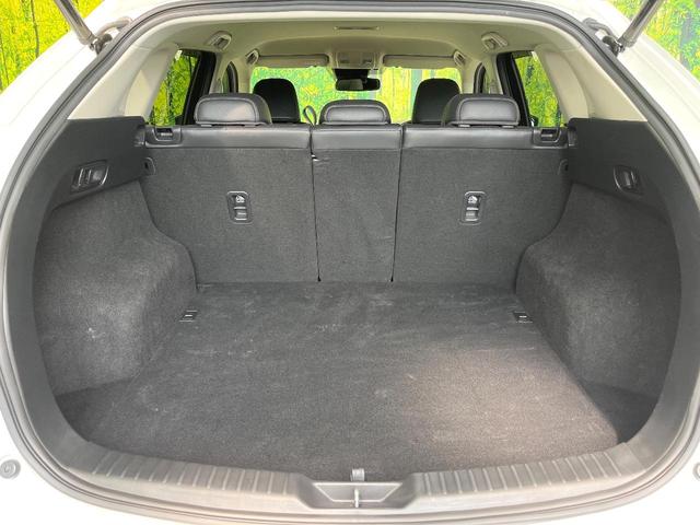 ＣＸ－５ ２５Ｓ　Ｌパッケージ　マツダコネクトナビ　バックカメラ　レーダークルーズ　ブラインドスポットモニター　ＢＯＳＥサウンド　パワーシート　シートヒーター　電動リアゲート　ＬＥＤヘッド　オートライト　オートエアコン　スマートキー（44枚目）