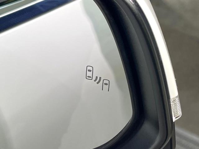 アルファード Ｚ　サンルーフ　ユニバーサルステップ　セーフティセンス　純正１４型ナビ　全周囲カメラ　デジタルインナーミラー　両側電動ドア　電動リアゲート　リアオートエアコン　パワーシート　シートエアコン　置くだけ充電（26枚目）