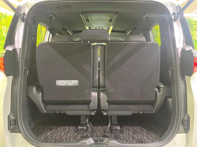 アルファード Ｚ　サンルーフ　ユニバーサルステップ　セーフティセンス　純正１４型ナビ　全周囲カメラ　デジタルインナーミラー　両側電動ドア　電動リアゲート　リアオートエアコン　パワーシート　シートエアコン　置くだけ充電（51枚目）