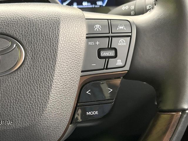 アルファード Ｚ　サンルーフ　ユニバーサルステップ　セーフティセンス　純正１４型ナビ　全周囲カメラ　デジタルインナーミラー　両側電動ドア　電動リアゲート　リアオートエアコン　パワーシート　シートエアコン　置くだけ充電（61枚目）