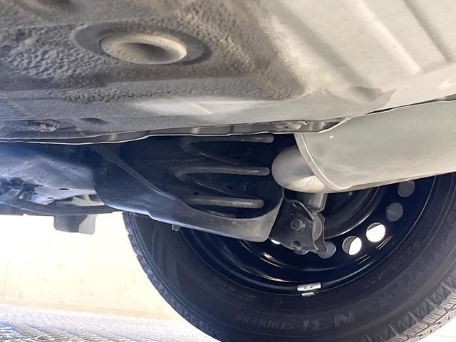 フィットハイブリッド ベースグレード SDナビ バックカメラ 禁煙車 クルーズコントロール ETC ドラレコ オートエアコン Bluetooth再生 DVD再生 フルセグTV 電動格納ミラー リモコンキー プライバシーガラス(55枚目)