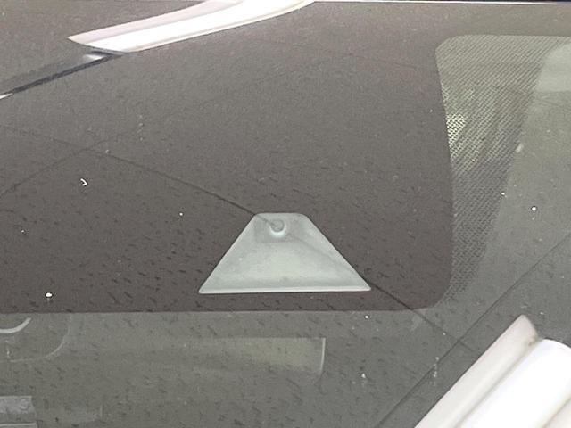 ノート e-パワー X Vセレクション 純正SDナビ 全周囲カメラ 衝突被害軽減システム ドラレコ コーナーセンサー スマートキー LEDヘッド ビルトインETC 車線逸脱警報 オートライト オートエアコン 純正15インチアルミ(5枚目)