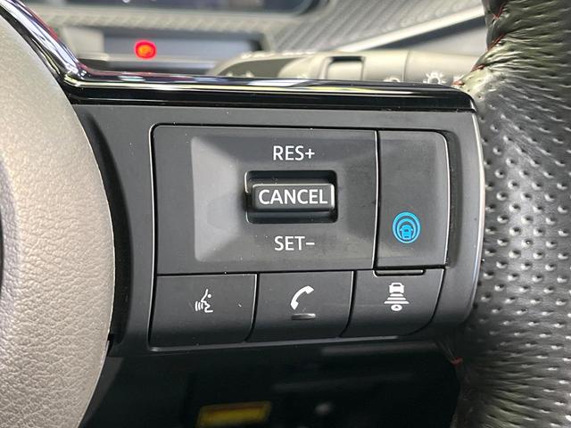 オーラ ニスモ 全周囲カメラ 衝突被害軽減システム レーダークルーズ 禁煙車 ドラレコ コーナーセンサー スマートキー LEDヘッド ビルトインETC オートハイビーム 車線逸脱警報 オートライト オートエアコン(5枚目)