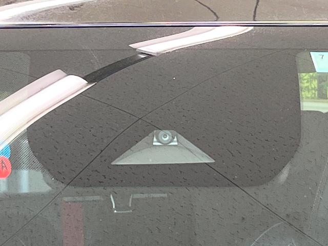 オーラ ニスモ 全周囲カメラ 衝突被害軽減システム レーダークルーズ 禁煙車 ドラレコ コーナーセンサー スマートキー LEDヘッド ビルトインETC オートハイビーム 車線逸脱警報 オートライト オートエアコン(21枚目)