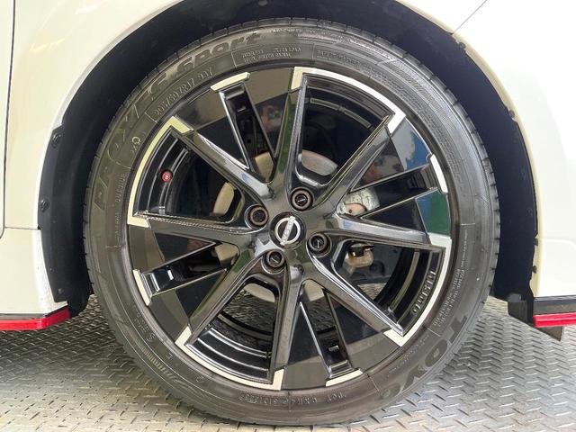 オーラ ニスモ 全周囲カメラ 衝突被害軽減システム レーダークルーズ 禁煙車 ドラレコ コーナーセンサー スマートキー LEDヘッド ビルトインETC オートハイビーム 車線逸脱警報 オートライト オートエアコン(28枚目)