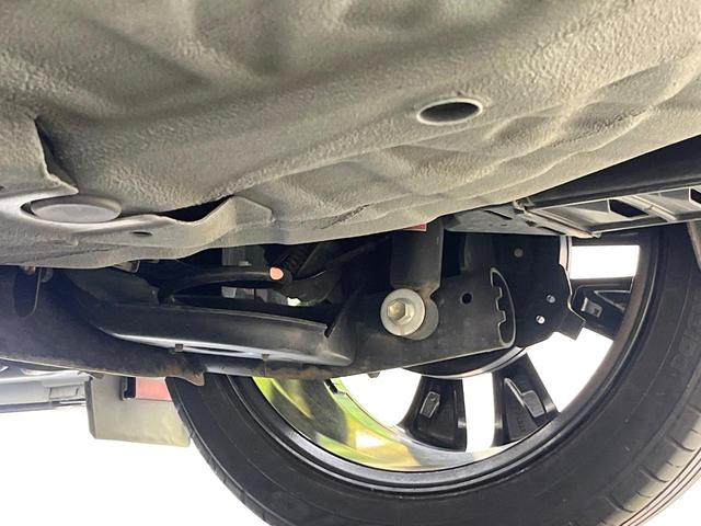 オーラ ニスモ 全周囲カメラ 衝突被害軽減システム レーダークルーズ 禁煙車 ドラレコ コーナーセンサー スマートキー LEDヘッド ビルトインETC オートハイビーム 車線逸脱警報 オートライト オートエアコン(31枚目)