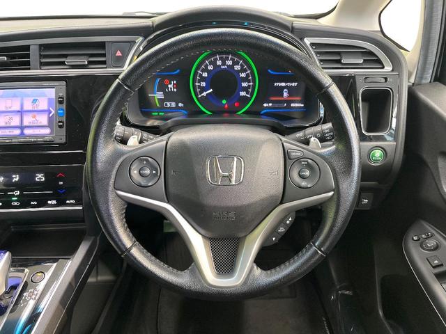 シャトル ハイブリッドX 衝突軽減システム 純正ナビ バックカメラ フルセグ クルーズコントロール LEDヘッド オートライト オートエアコン ステアリングスイッチ スマートキー 電動格納ミラー ETC Bluetooth(11枚目)