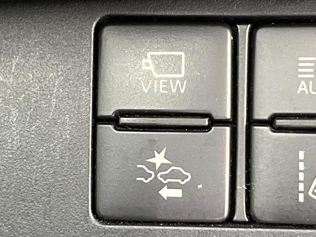 シエンタ Ｇ　クエロ　両側電動ドア　全周囲カメラ　衝突被害軽減システム　ハーフレザーシート　ドラレコ　コーナーセンサー　スマートキー　ＬＥＤヘッド　ビルトインＥＴＣ　オートハイビーム　車線逸脱警報（7枚目）